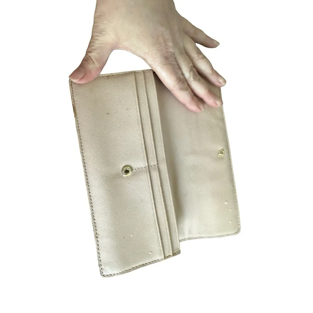 Michael Kors‎ embellished pink wallet flaws